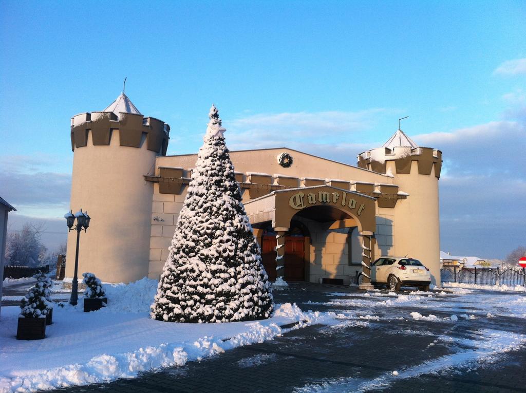 Zamek Camelot Hotel Debica  Exterior photo